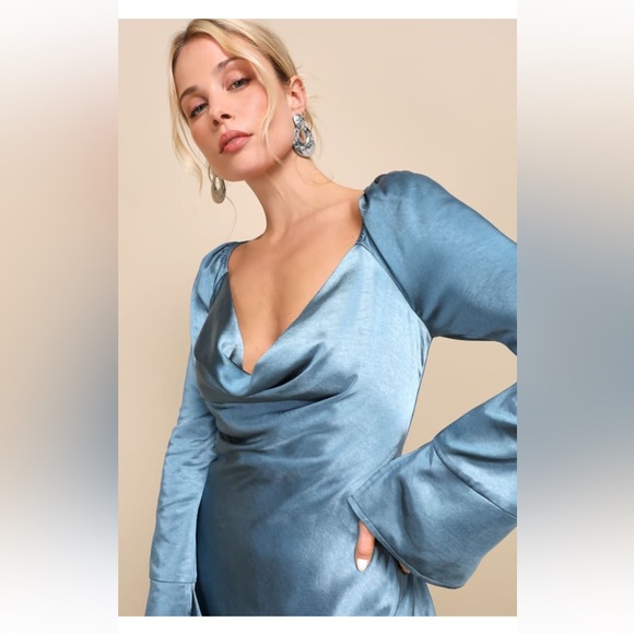 Lulu’s Sensational Fate Slate Blue Satin Cowl
Neck Mini Dress Size Medium BNWT - Picture 4 of 5